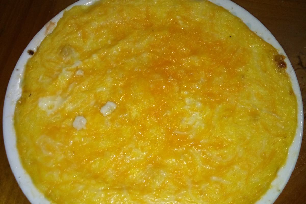 Омлет с сыром и огурцом