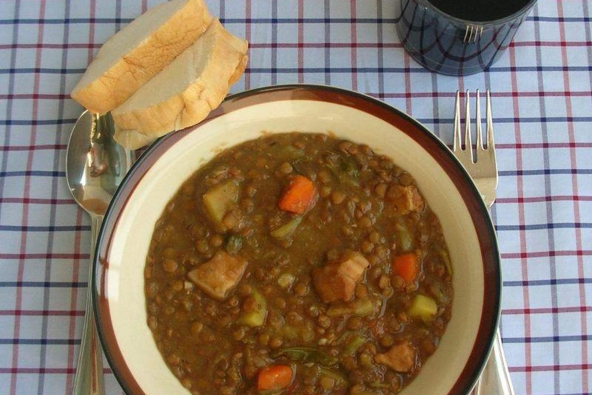 Рагу с чечевицей и кабачком