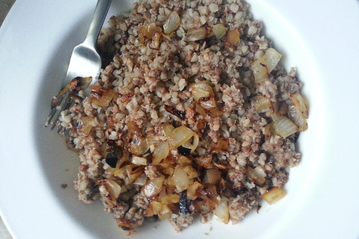 Гречка с грибами и овощами